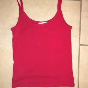 Red cropped tank top!!